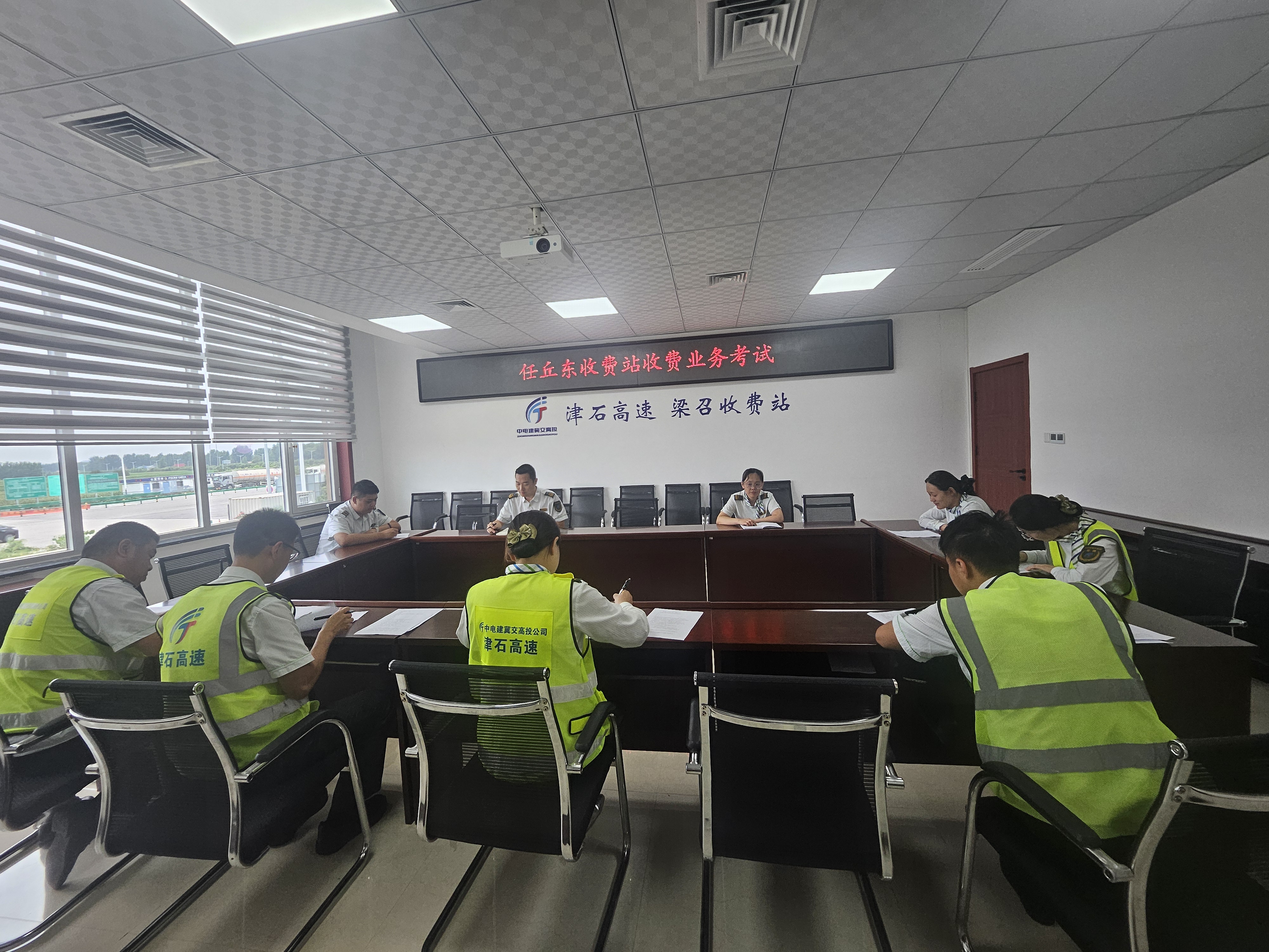 0dff9dc533bd5d39c1919a6178a52c7.jpg 0dff9dc533bd5d39c1919a6178a52c7.jpg